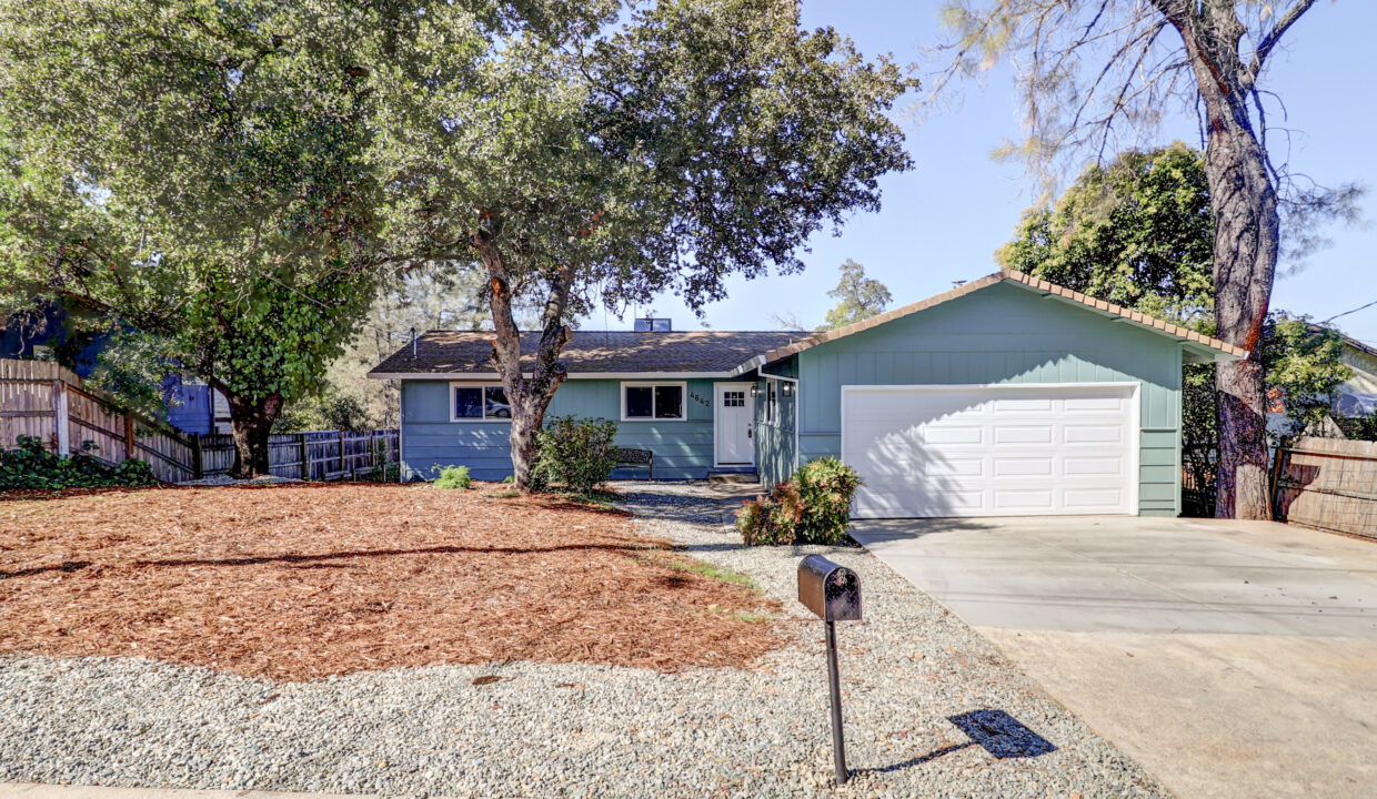 4642 Mira Vista Front